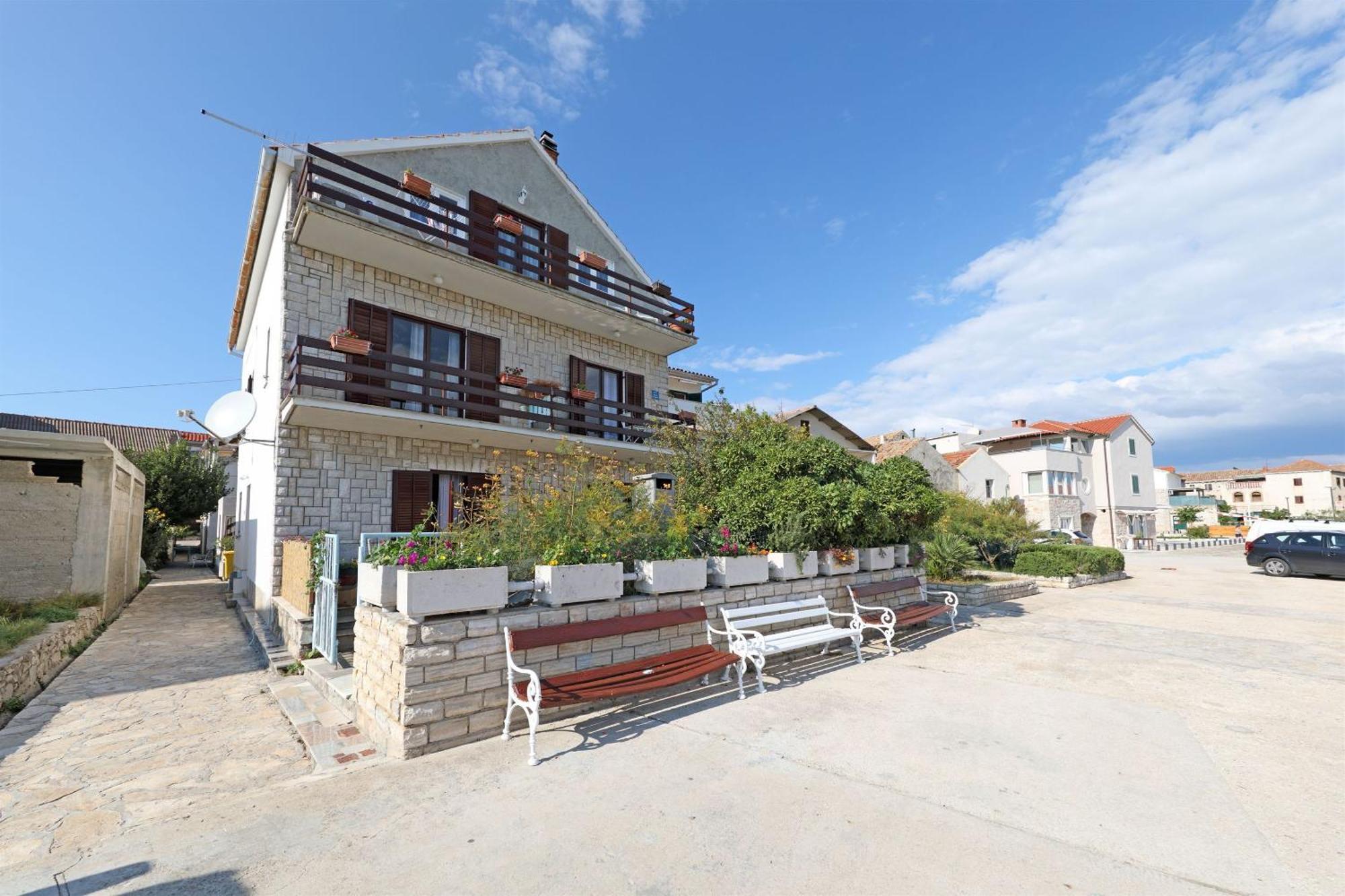 Apartments Mili - Near The Sea And The Centar Of Place 贝蒂纳 外观 照片