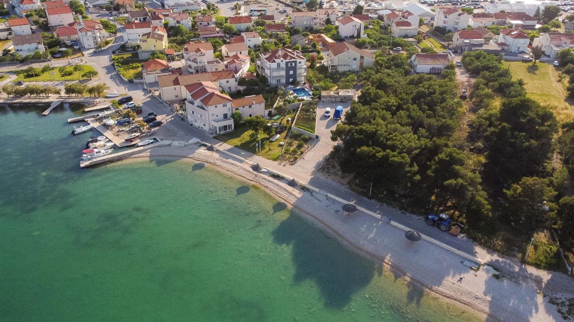 Apartments Mili - Near The Sea And The Centar Of Place 贝蒂纳 外观 照片